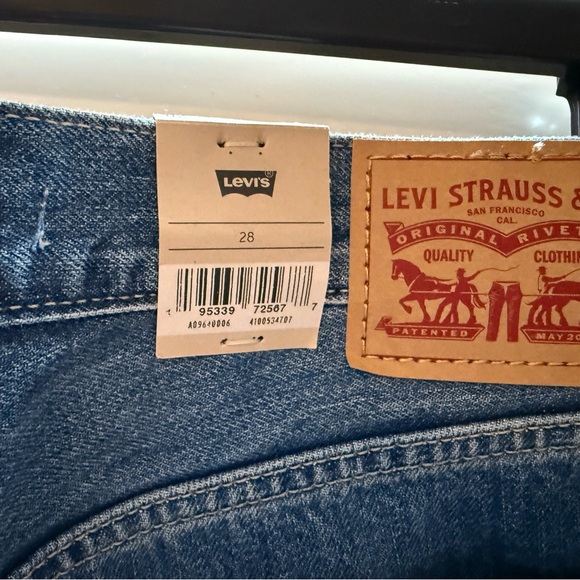 Levi’s Jeans NWT - Picture 6 of 8